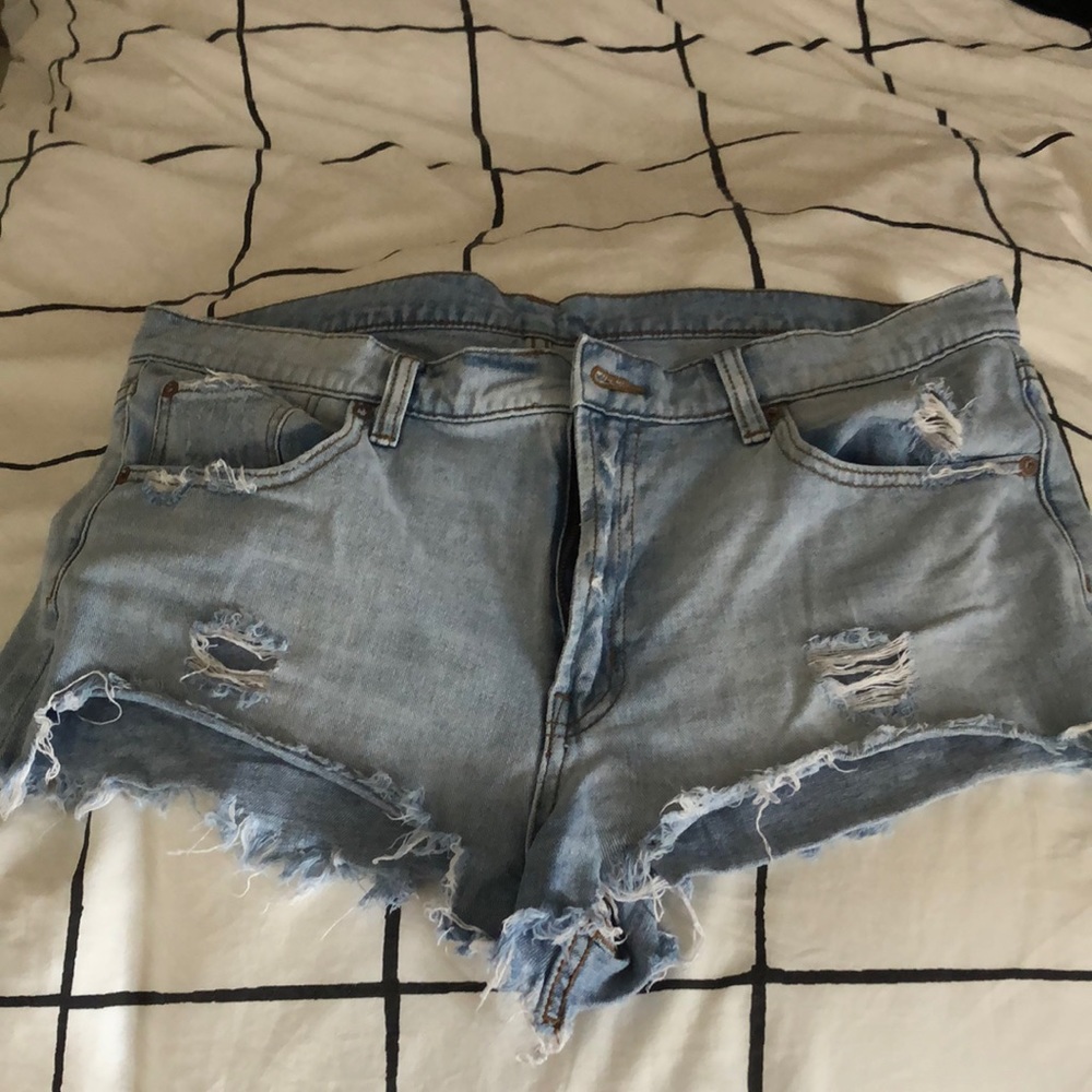 BDG Essential Short Midrise Jeans